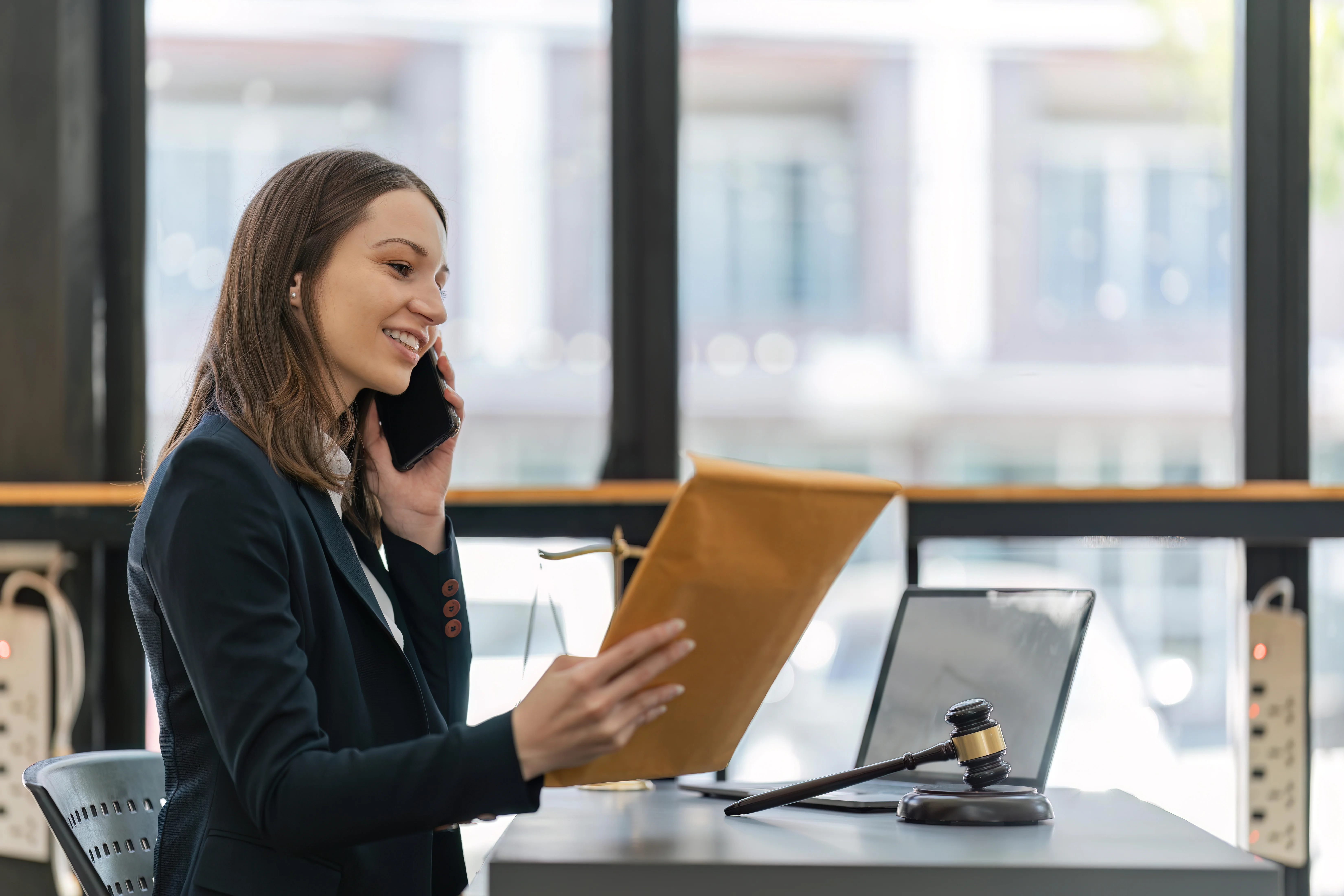 Préparation d'un dossier de reprise d'entreprise au cabinet AVAMS